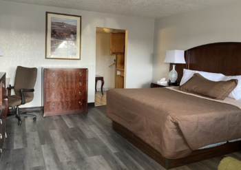 Travelodge Farmington Highway 64